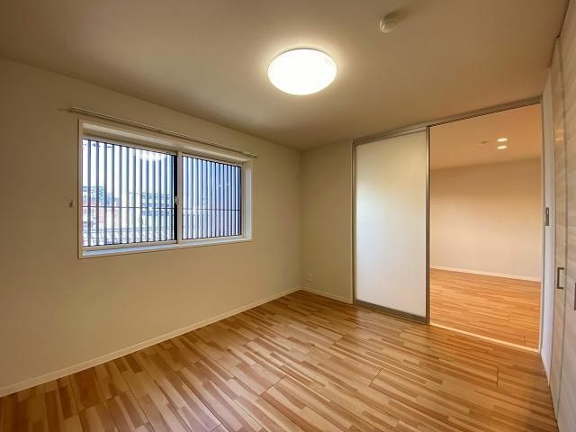 �y���̑������E�X�y�[�X�z�@