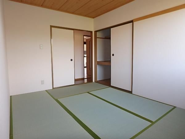 �y�Q���z�@