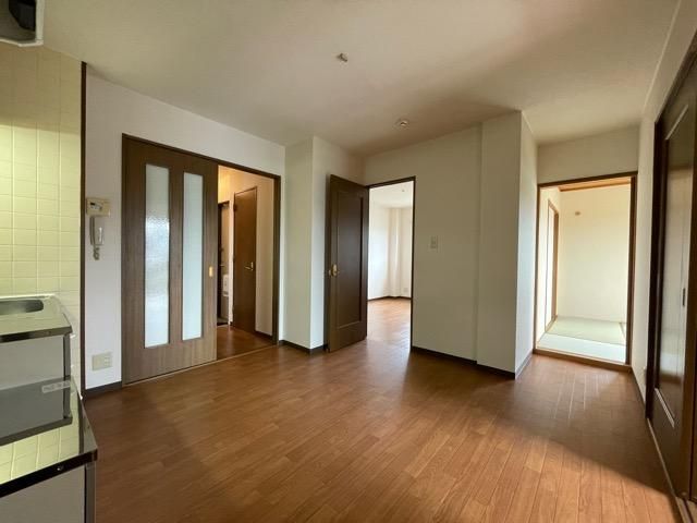 �y���ԁE���r���O�z�@���Y��Ƀ��t�H�[������Ă��܂���