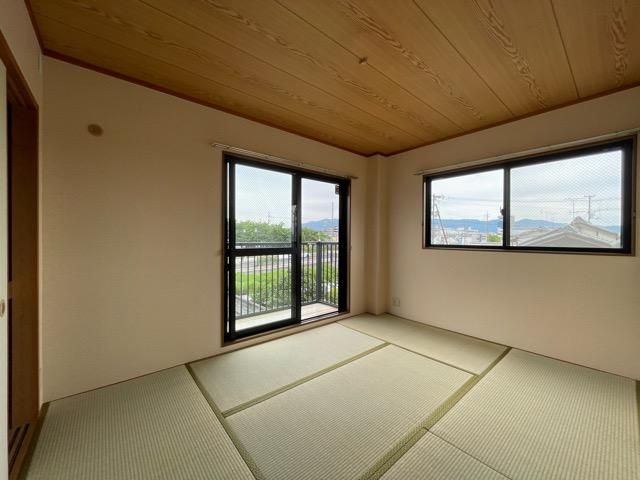 �y�Q���z�@