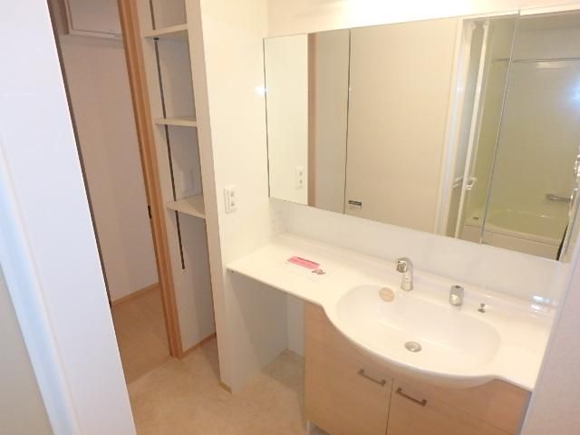 �y���ʏ��z�@