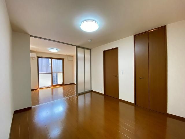 �y���̑������E�X�y�[�X�z�@