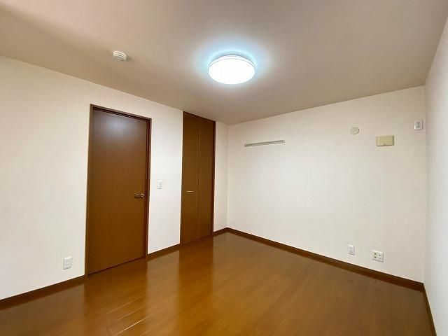 �y�Q���z�@