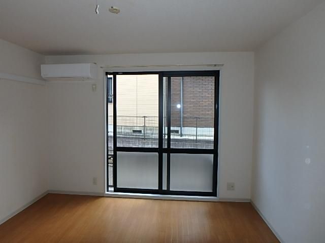 �y���̑������E�X�y�[�X�z�@