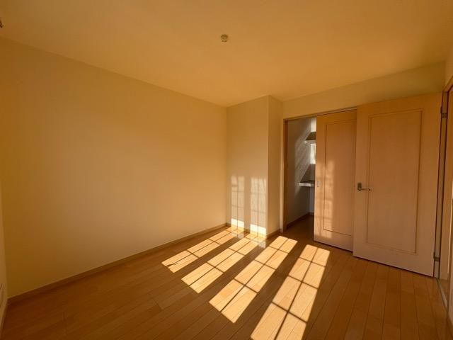 �y�Q���z�@