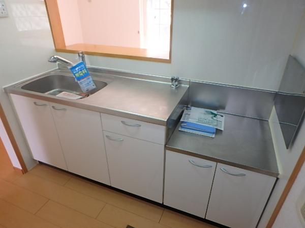 �y�L�b�`���z�@