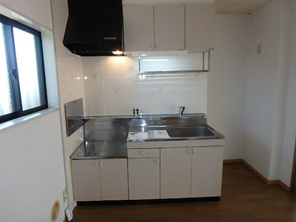 �y�L�b�`���z�@