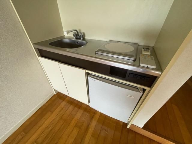 �y�L�b�`���z�@