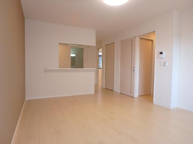 �y���ԁE���r���O�z�@