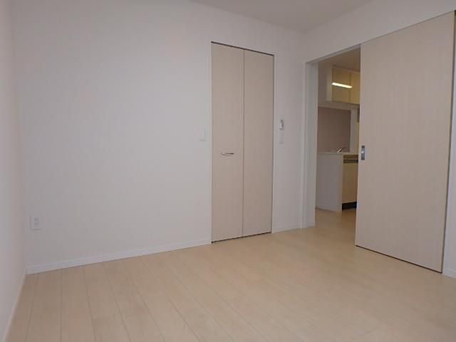 �y�Q���z�@