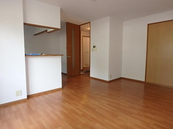 �y���ԁE���r���O�z�@���l�C�̃J�E���^�[�L�b�`����