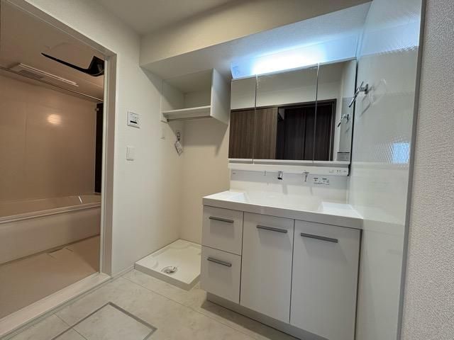 �y���ʏ��z�@