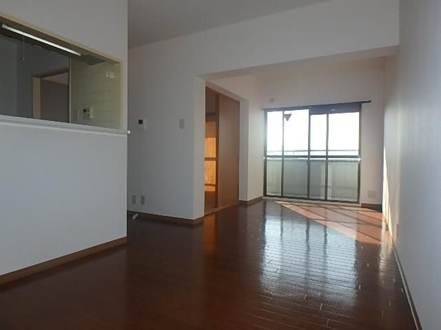 �y���ԁE���r���O�z�@���Y��Ƀ��t�H�[������Ă��܂���