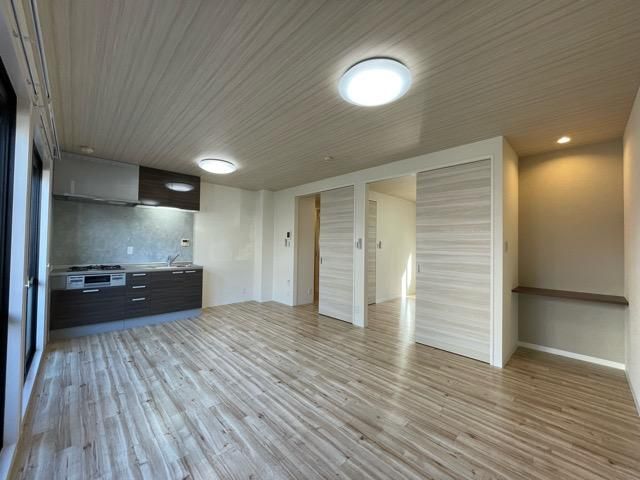 �y���ԁE���r���O�z�@���Y��Ƀ��t�H�[������Ă��܂���