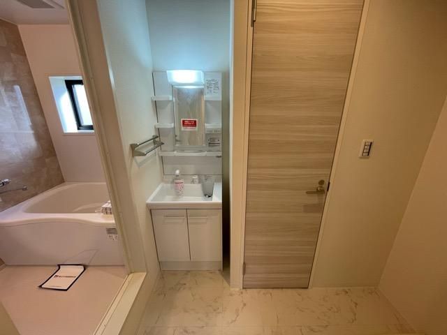 �y���ʏ��z�@