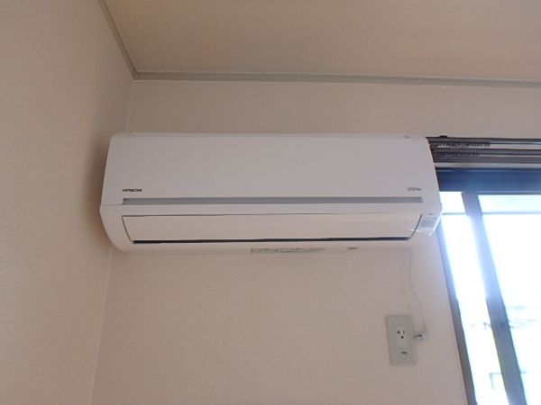 �y���̑��ݔ��z�@���G�A�R����