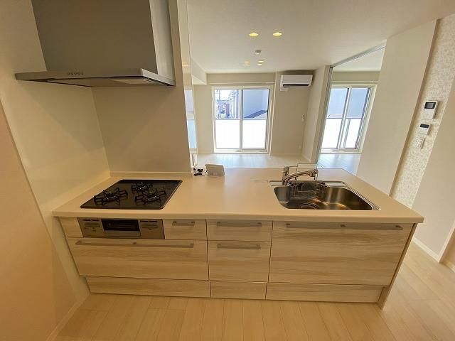 �y�L�b�`���z�@