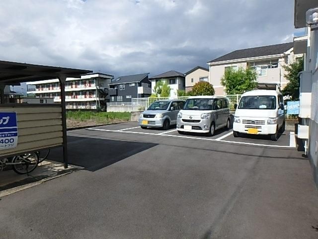 yԏz@