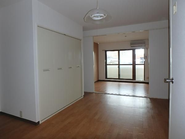 �y���̑������E�X�y�[�X�z�@