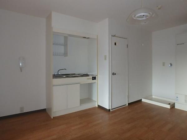 �y�L�b�`���z�@