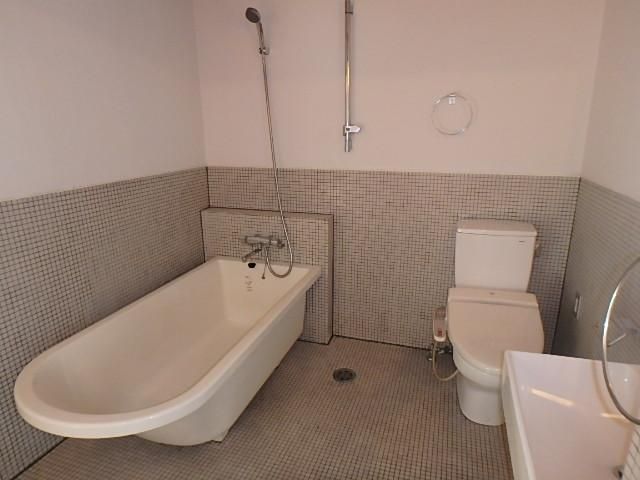 �y���ʏ��z�@