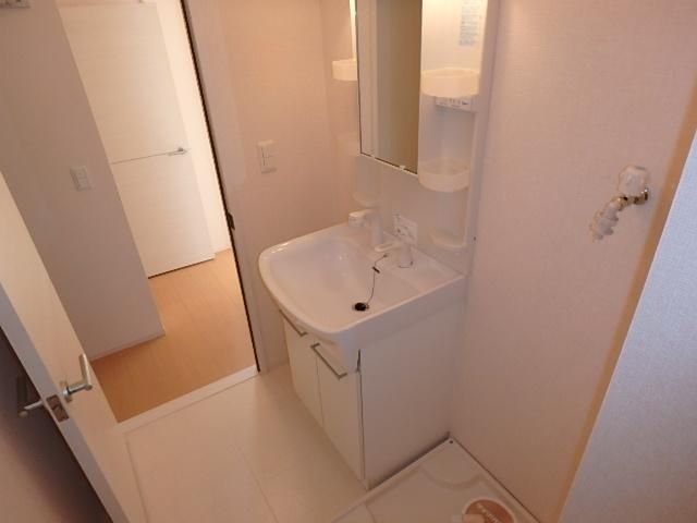 �y���ʏ��z�@