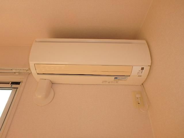 �y���̑��ݔ��z�@