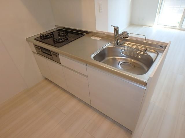 �y�L�b�`���z�@