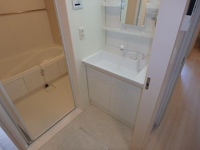 �y���ʏ��z�@