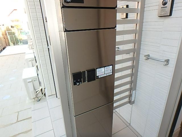 �y���̑��ݔ��z�@����z�{�b�N�X��