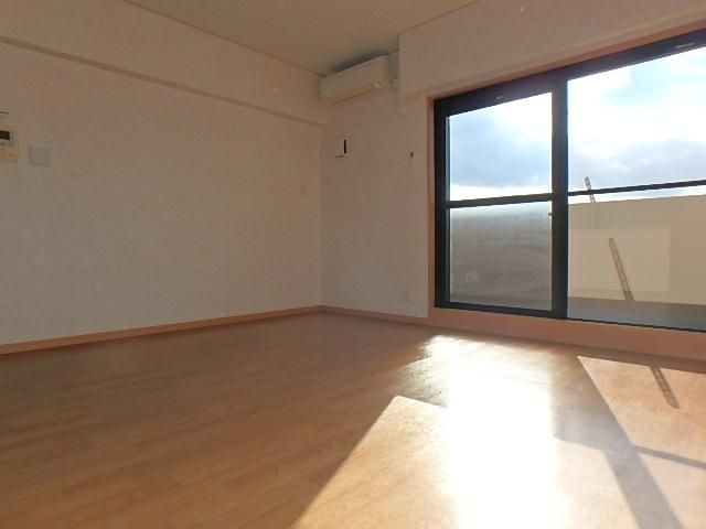 �y���̑������E�X�y�[�X�z�@