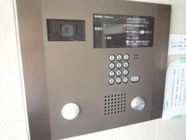 �y�G���g�����X�z�@