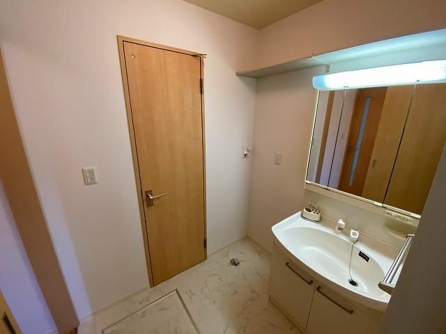 �y���ʏ��z�@