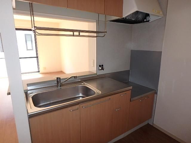 �y�L�b�`���z�@