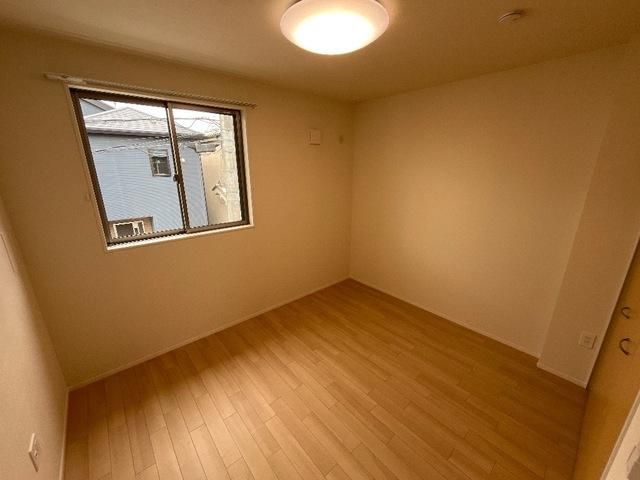 �y���̑������E�X�y�[�X�z�@