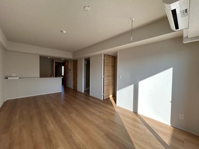 �y���ԁE���r���O�z�@