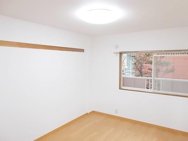 �y���̑������E�X�y�[�X�z�@