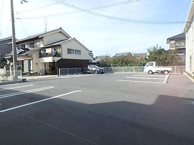 yԏz@