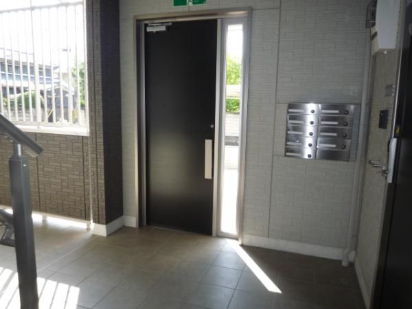 �y�G���g�����X�z�@