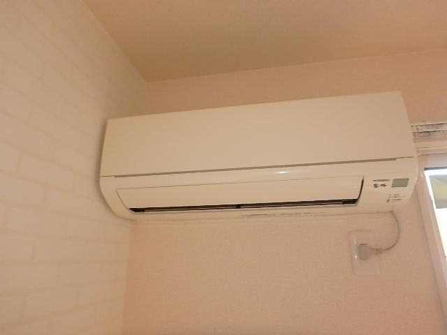 �y���̑��ݔ��z�@