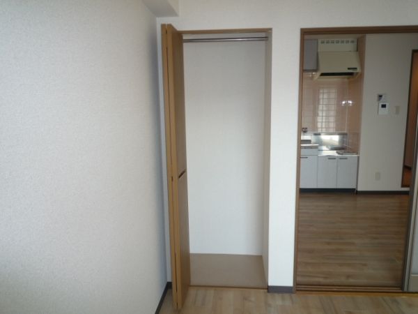 �y���[�z�@