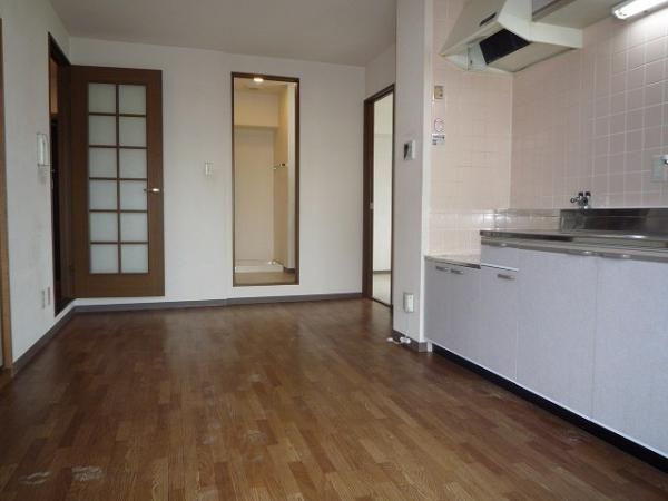 �y�L�b�`���z�@