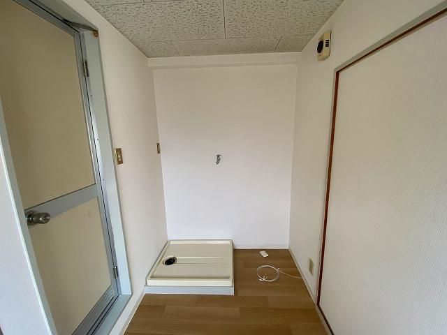 �y���̑��ݔ��z�@