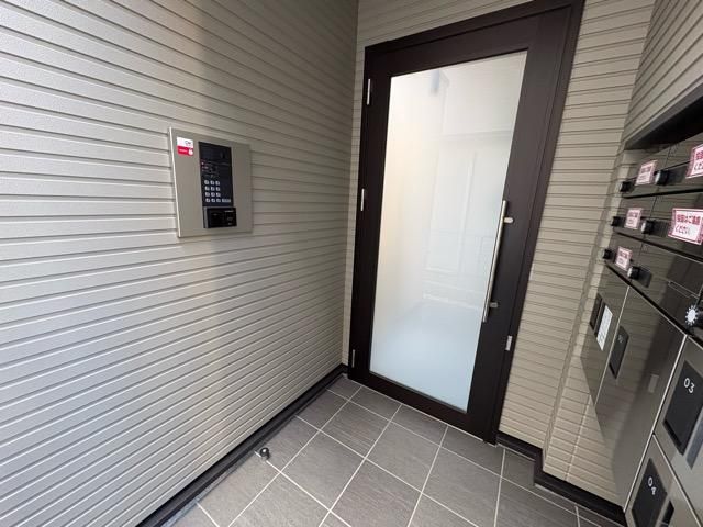 �y�G���g�����X�z�@