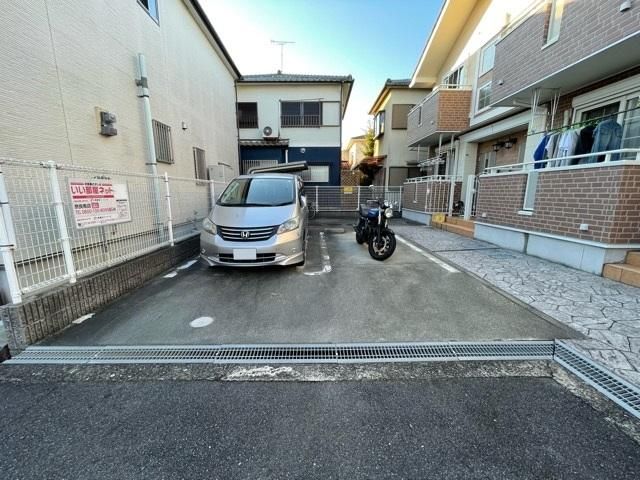 yԏz@