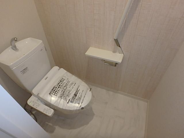 �y�g�C���z�@