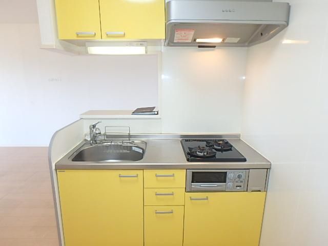 �y�L�b�`���z�@