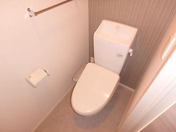 �y�g�C���z�@