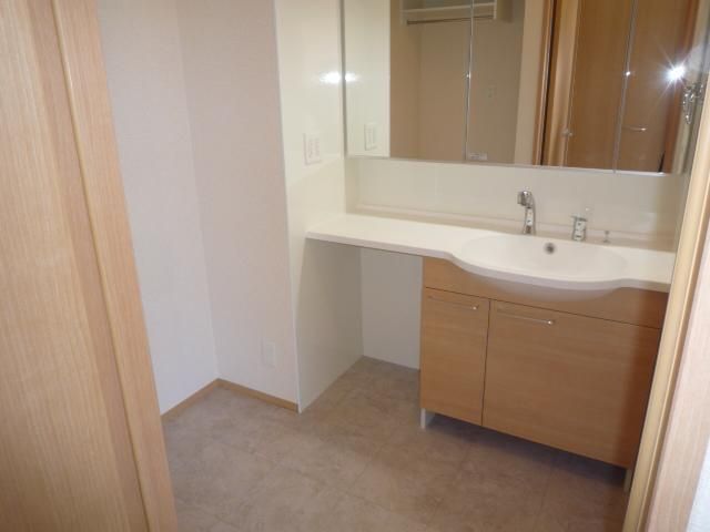 �y���ʏ��z�@