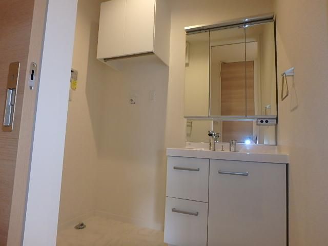 �y���ʏ��z�@